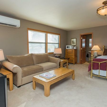 هود ريفر Brookside Bed & Breakfast المظهر الخارجي الصورة