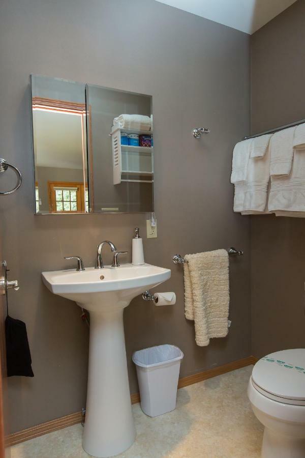 هود ريفر Brookside Bed & Breakfast المظهر الخارجي الصورة